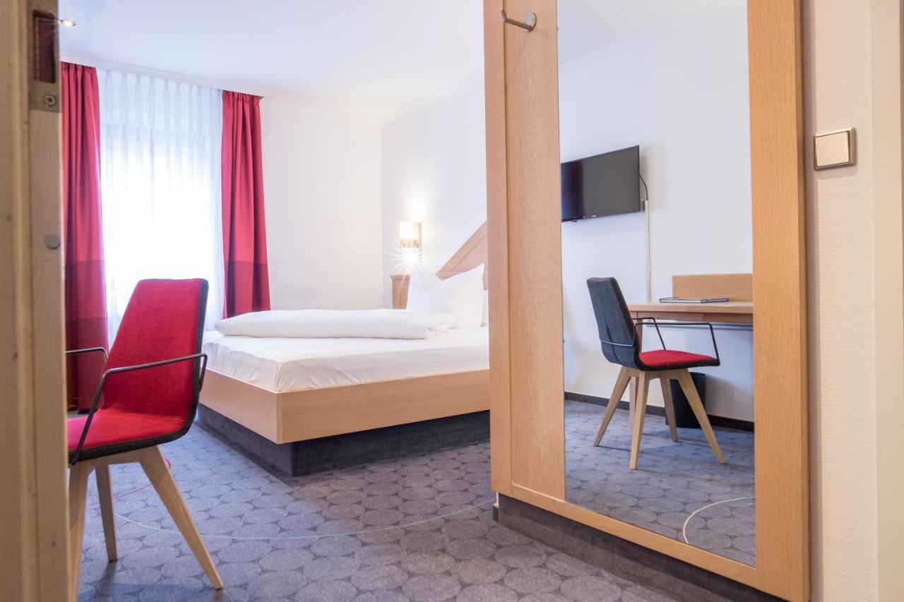 Hotel Weisses Ross Elsterwerda Ngoại thất bức ảnh