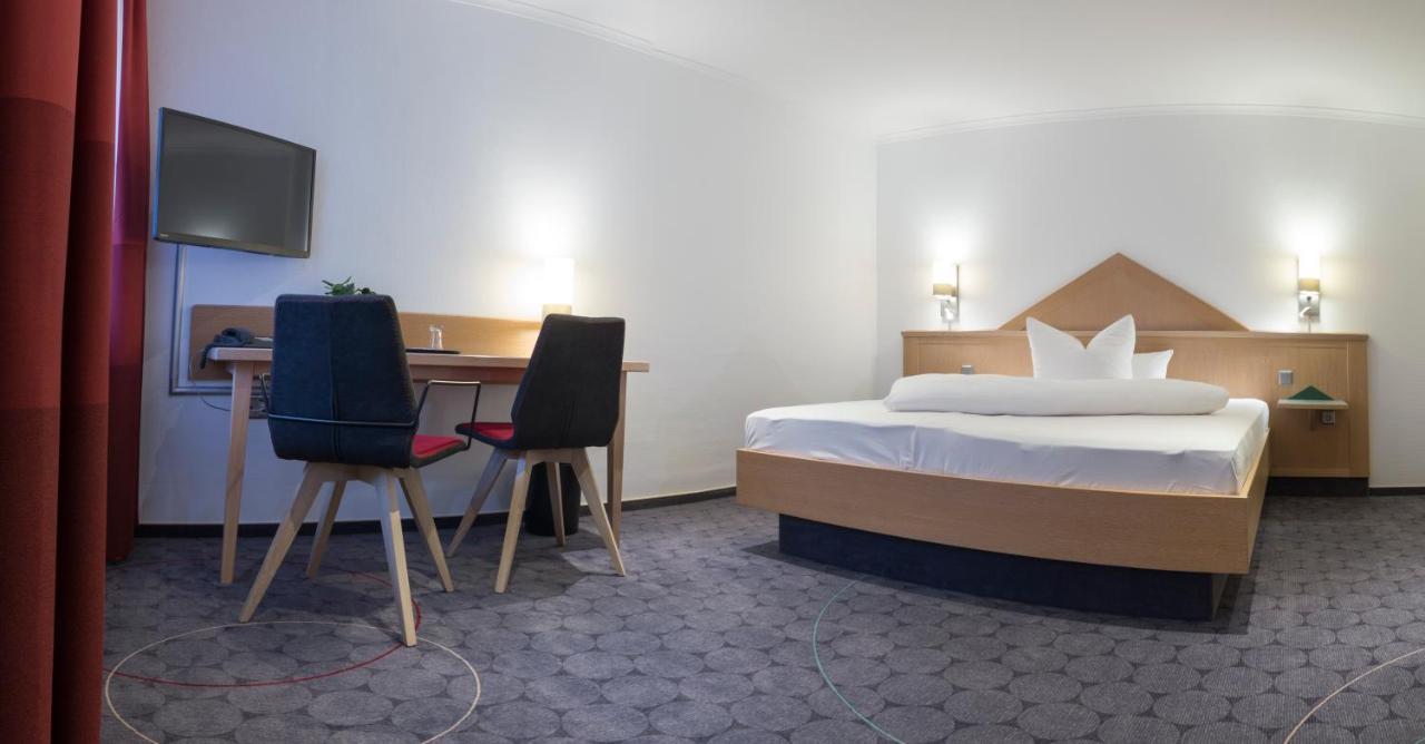 Hotel Weisses Ross Elsterwerda Ngoại thất bức ảnh